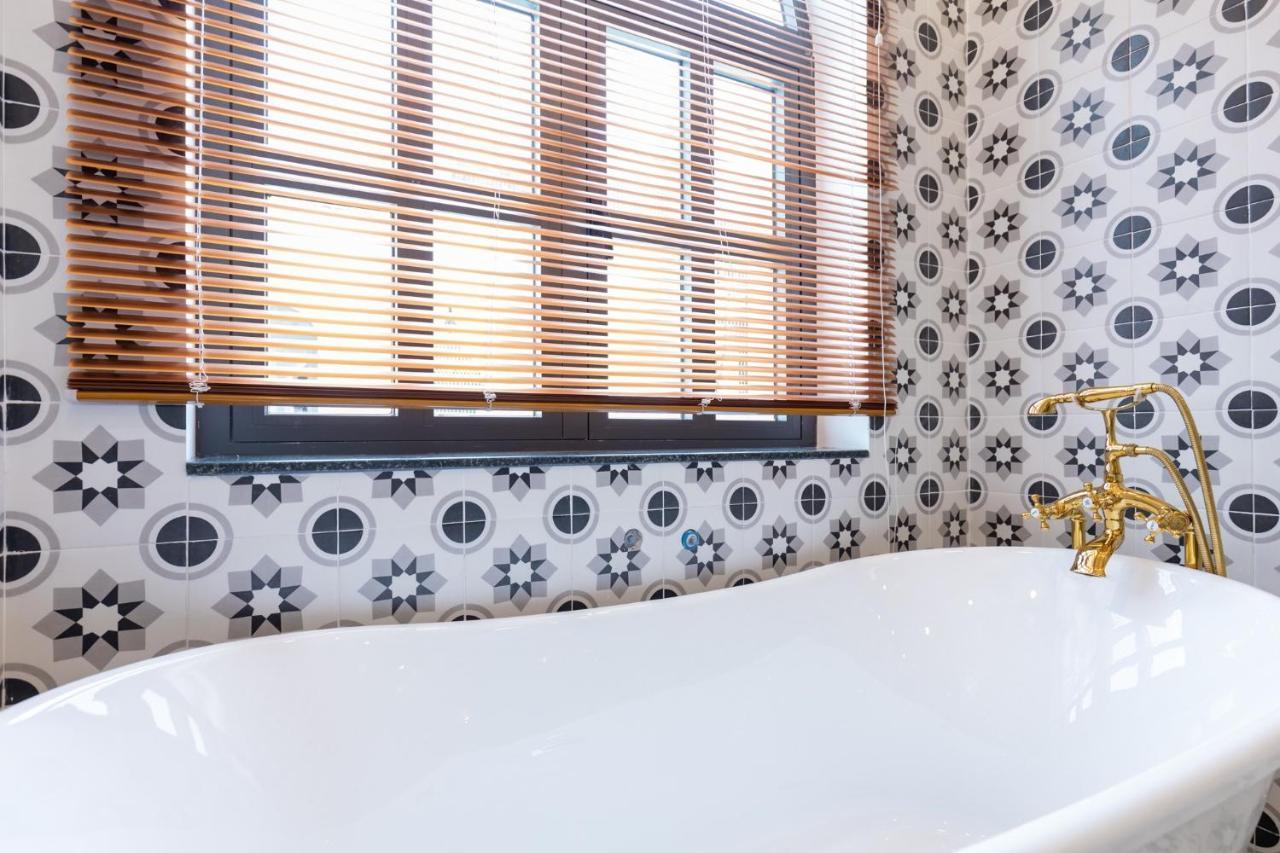 T-Maison Riad Villa, With Pool, Karaoke, Billiards, Near Beach, Vung Tau Exteriör bild